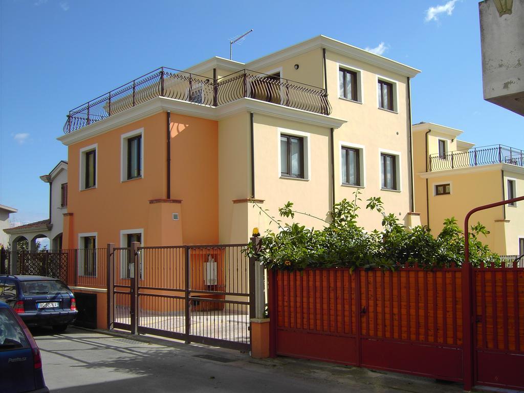 Bertolottu Residence Apartments Tortolì Kamer foto