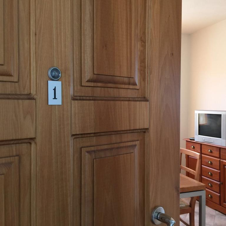 Bertolottu Residence Apartments Tortolì Buitenkant foto